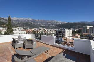 Отели типа «постель и завтрак» Villa Ljubanovic Будва Люкс с балконом-2